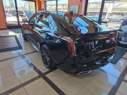 2022 Cadillac CT4 Sport