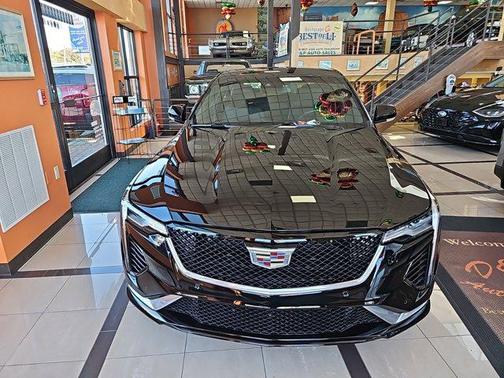 2022 Cadillac CT4 Sport