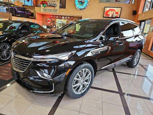 2023 Buick Enclave Essence AWD