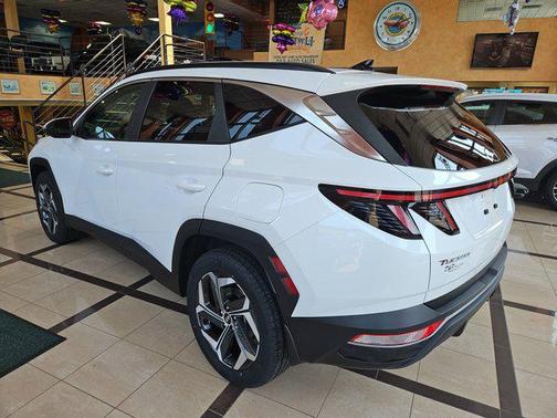 2022 Hyundai TUCSON SEL