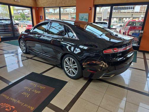 2013 Lincoln MKZ Base