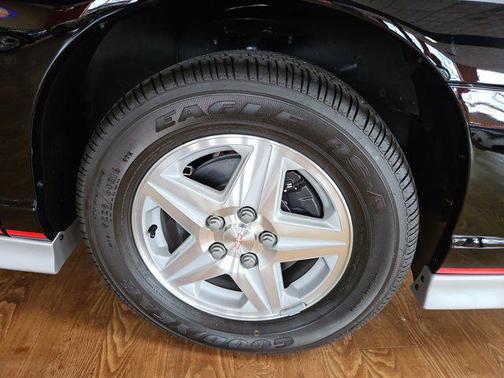 2002 Chevrolet Monte Carlo SS