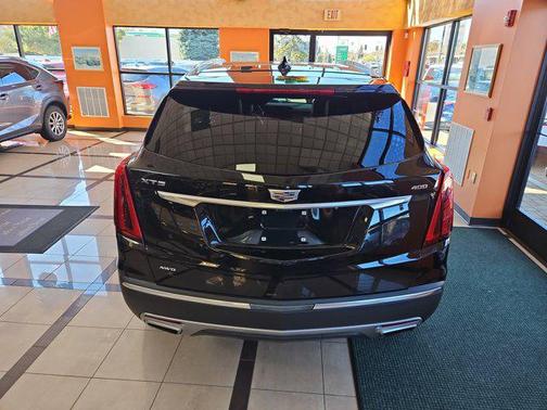 2021 Cadillac XT5 Premium Luxury