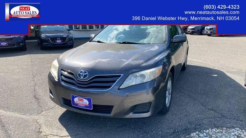 Magnetic Gray Metallic 2011 Toyota Camry LE