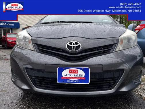 2013 Toyota Yaris LE