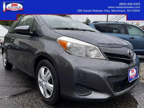 2013 Toyota Yaris LE