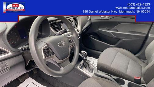 Frost White Pearl 2019 Hyundai Accent SE