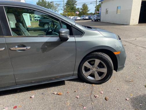 Gray 2018 Honda Odyssey EX-L
