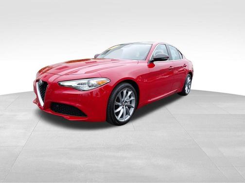 2017 Alfa Romeo Giulia Ti