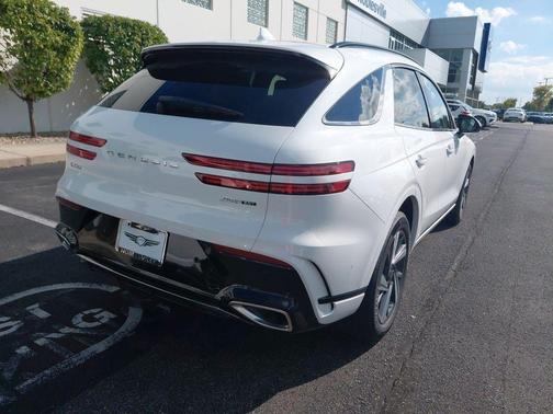 2026 Genesis GV70 3.5T Sport Advanced