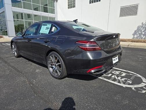 2025 Genesis G70 2.5T