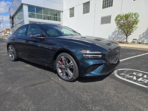 2025 Genesis G70 2.5T