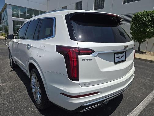 2023 Cadillac XT6 Premium Luxury AWD
