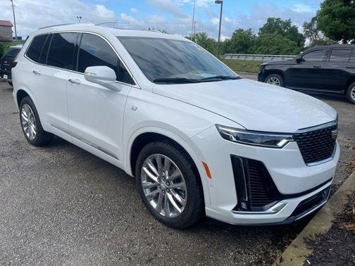 2023 Cadillac XT6 Premium Luxury AWD
