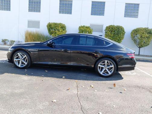 2023 Genesis G80 2.5T