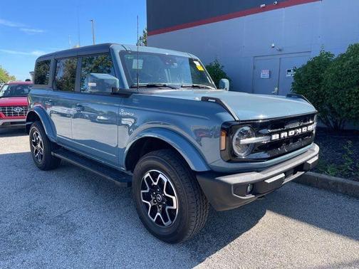 2022 Ford Bronco Outer Banks
