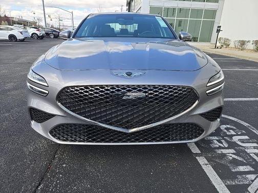 2025 Genesis G70 2.5T