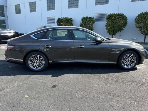 2025 Genesis G80 2.5T