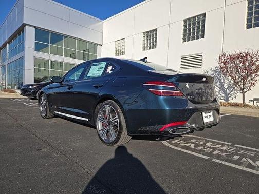 2025 Genesis G70 3.3T Sport Advanced