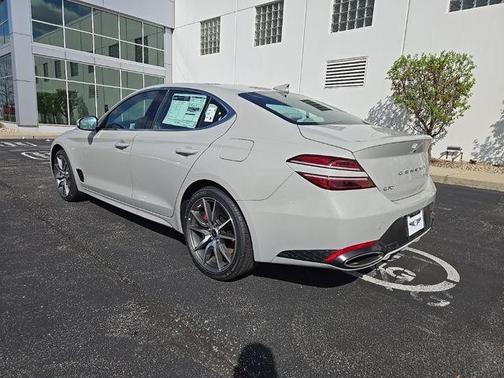 2025 Genesis G70 2.5T