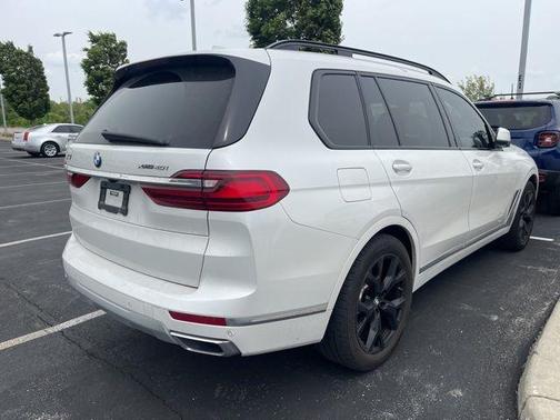 2022 BMW X7 xDrive40i