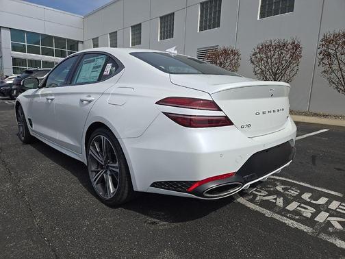 2025 Genesis G70 2.5T