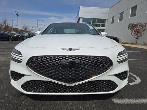 2025 Genesis G70 2.5T