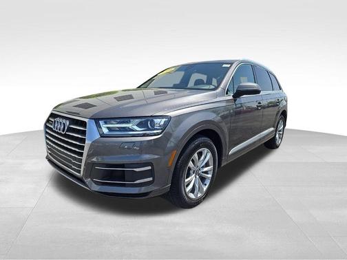 2019 Audi Q7 55 Premium