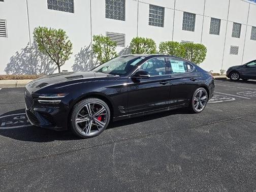 2025 Genesis G70 2.5T