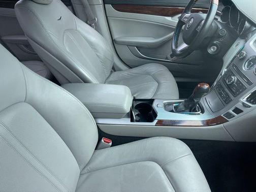 2010 Cadillac CTS Luxury