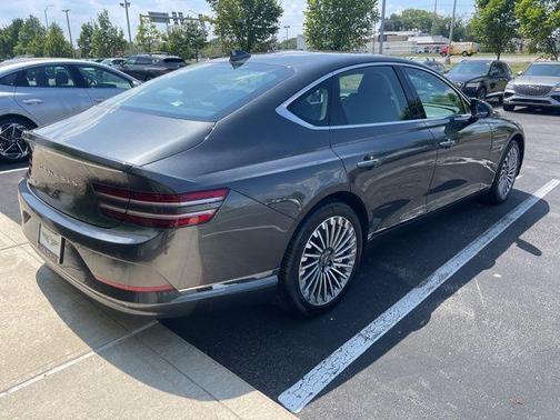 2024 Genesis Electrified G80 Advanced