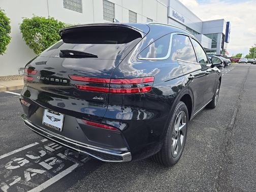 2026 Genesis GV70 2.5T Advanced