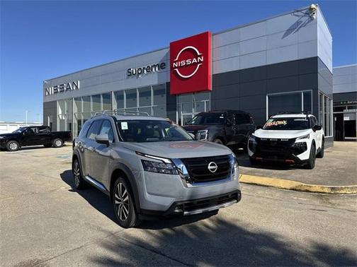 2025 Nissan Pathfinder Platinum