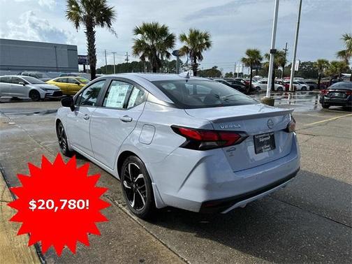 2025 Nissan Versa 1.6 SR