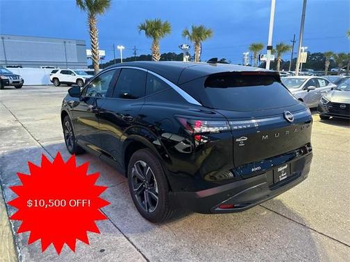 2025 Nissan Murano SL