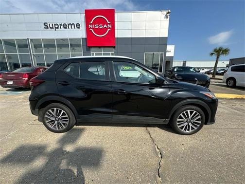 2021 Nissan Kicks SV