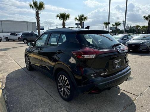 2021 Nissan Kicks SV