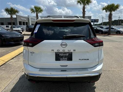 2025 Nissan Rogue Platinum