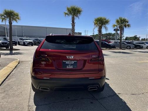 2023 Cadillac XT4 Luxury