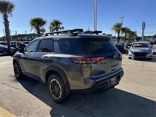 2025 Nissan Pathfinder Rock Creek