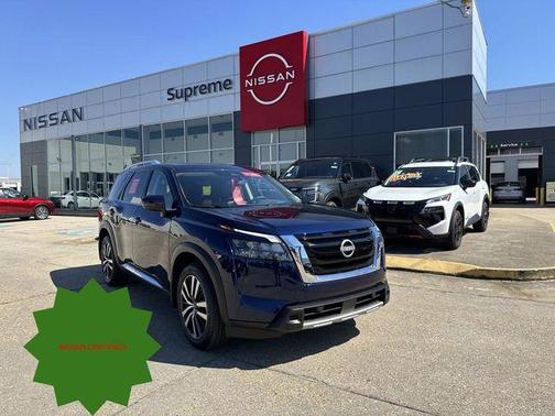 2025 Nissan Pathfinder Platinum