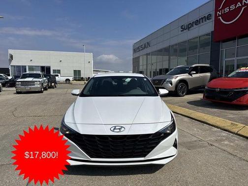 2023 Hyundai ELANTRA SEL