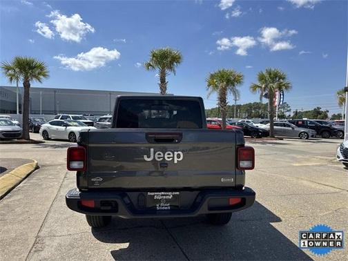 2023 Jeep Gladiator Overland