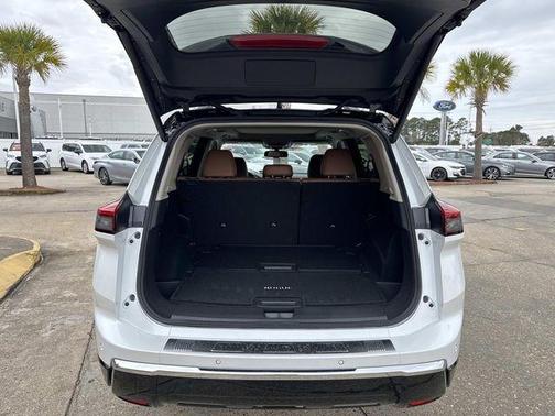 White / Black 2026 Nissan Rogue Platinum