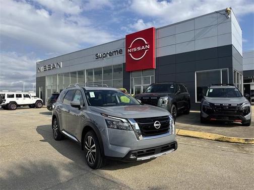 2025 Nissan Pathfinder Platinum