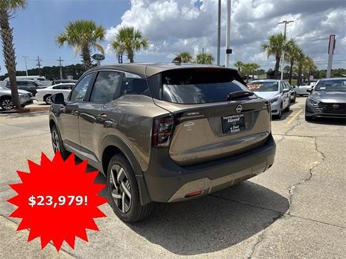 2025 Nissan Kicks SV