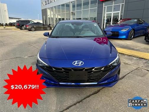2023 Hyundai ELANTRA SEL