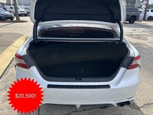 Wind Chill Pearl 2020 Toyota Camry XSE