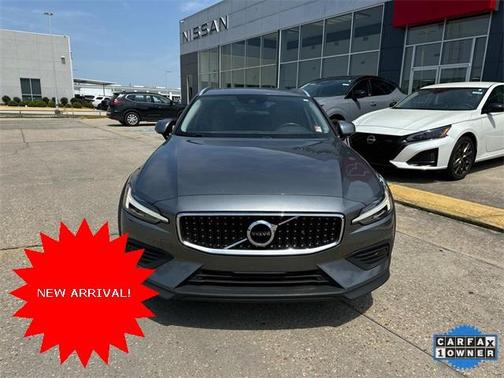 2020 Volvo V60 Cross Country T5