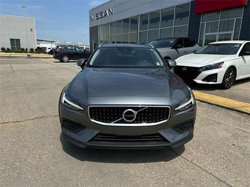 2020 Volvo V60 Cross Country T5
